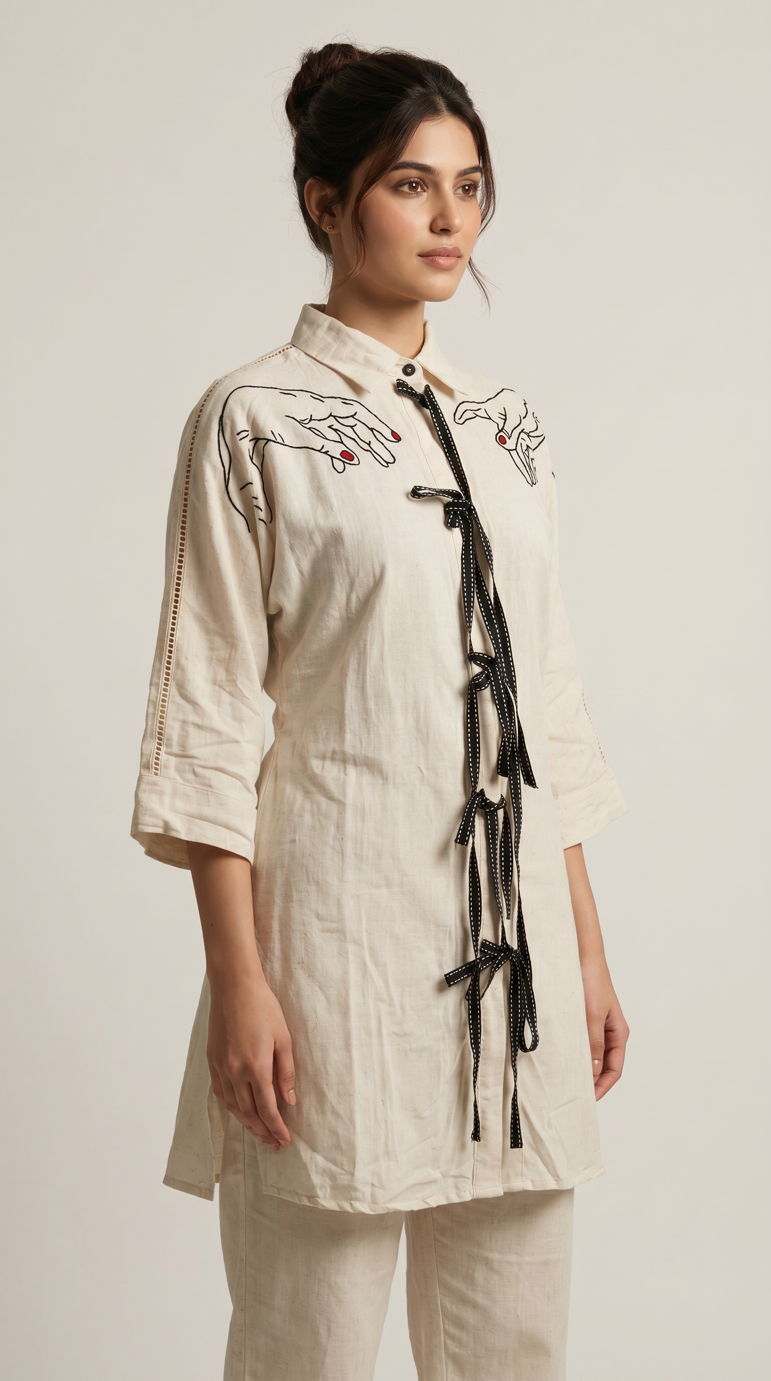 Beige with finger's design